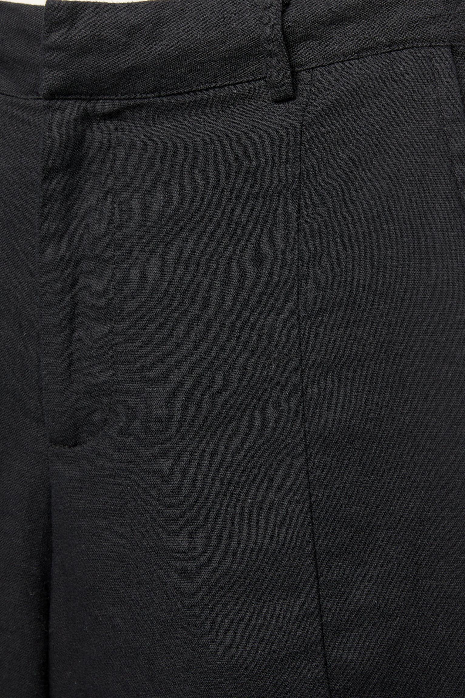 Rustic Bermuda shorts Product Image