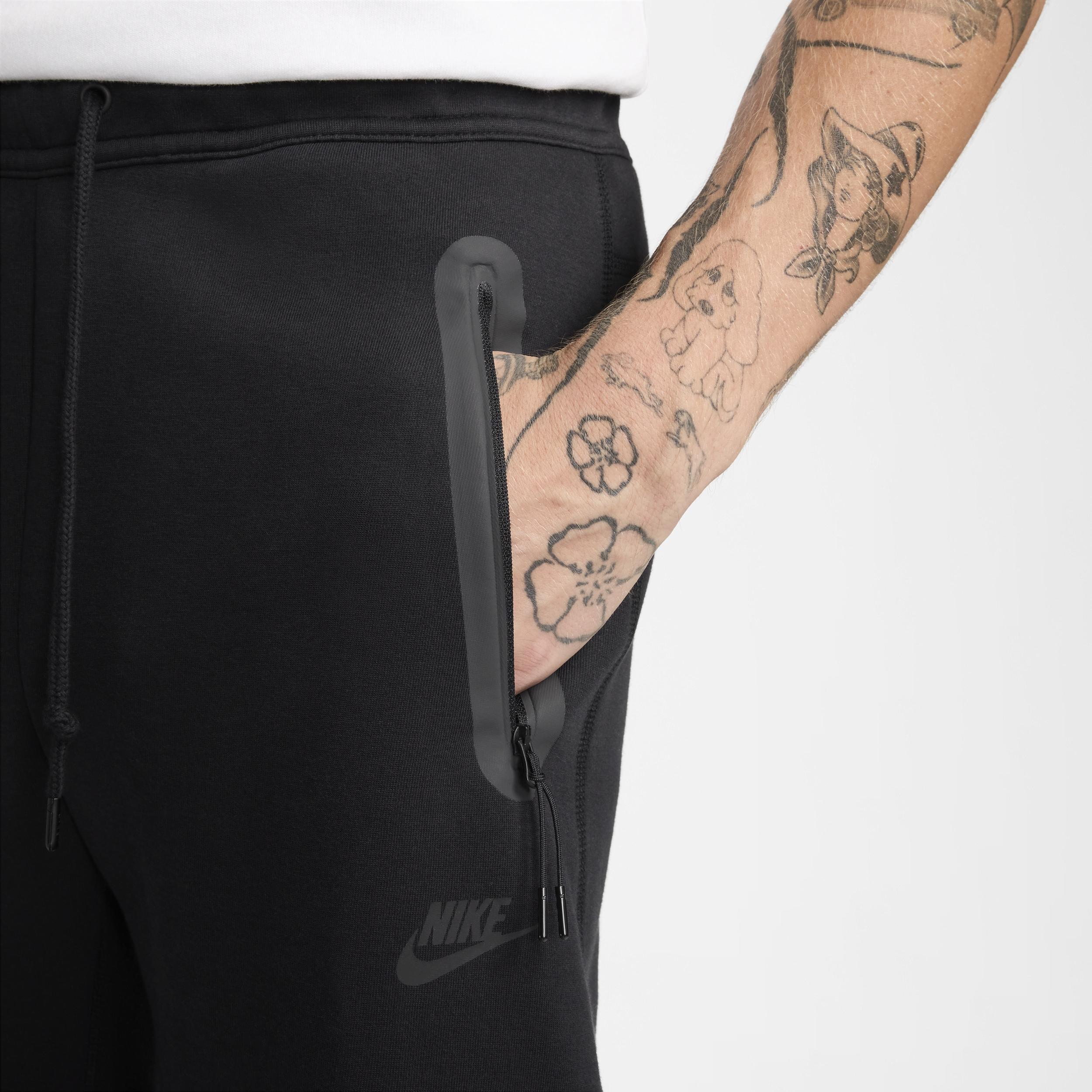 Nike Mens Tech Fleece Open-Hem Pants in Black Product Image