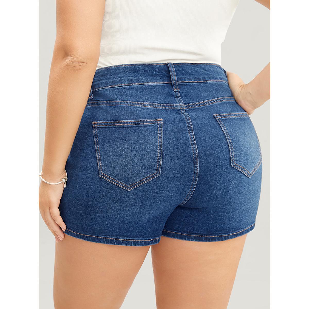 Plus Size Skinny Very Stretchy High Rise Dark Wash Contrast Denim Shorts Women Blue Casual Plain High stretch Pocket Jeans BloomChic 12/L Product Image