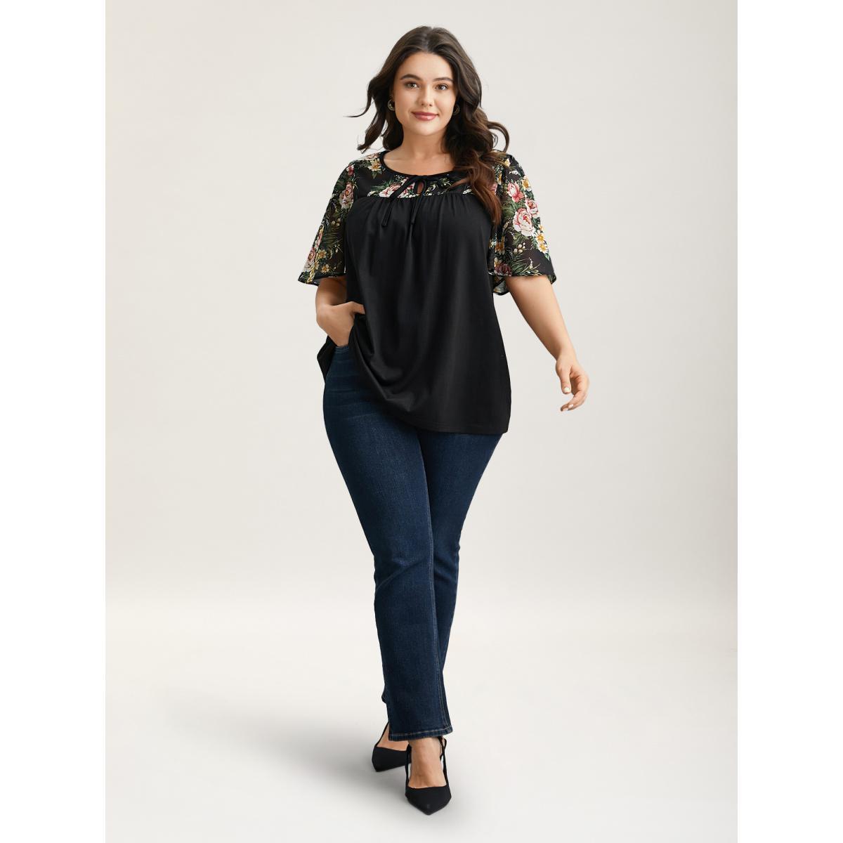 Plus Size Floral Print Spliced Neck-Tie T-Shirt Black Women Elegant Tie knot Natural Flowers Round Neck Everyday T-shirts BloomChic 30/6X Product Image