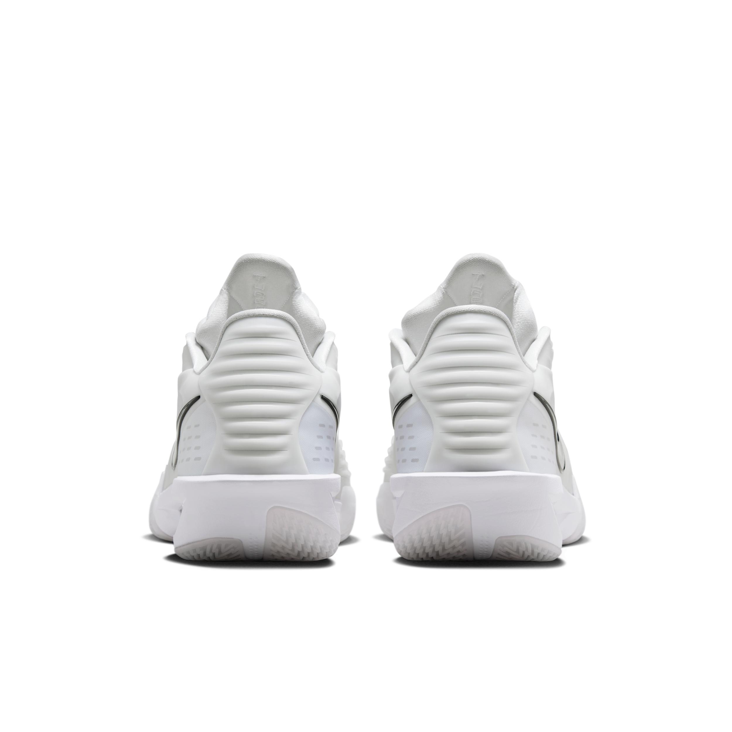 Nike G.T. Cut 3 Turbo Basketball Shoes Product Image