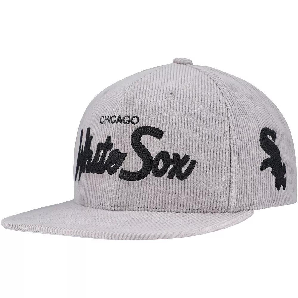 Men's Mitchell & Ness Gray Chicago White Sox Corduroy Snapback Hat, Grey Product Image