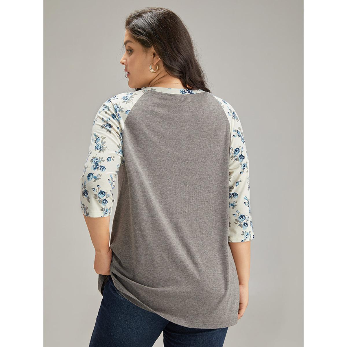 Plus Size Ditsy Floral Patchwork Contrast T-shirt Gray Women Elegant Printed Ditsy Floral Round Neck Dailywear T-shirts BloomChic 30/6X Product Image