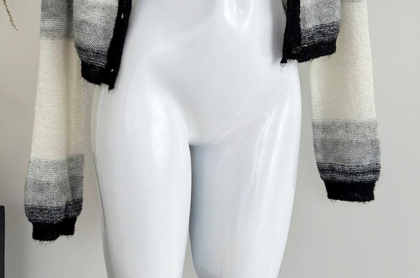 Crewneck Gradient Crop Cardigan Product Image