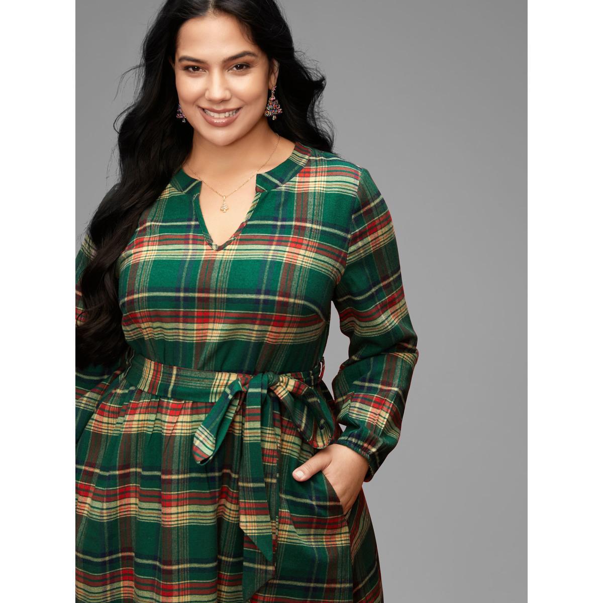 Plus Size Festive Notched Collar Plaid Dress Truegreen Women Elegant Belted Flat collar with V-notch Long Sleeve Curvy BloomChic 22-24/3X Product Image