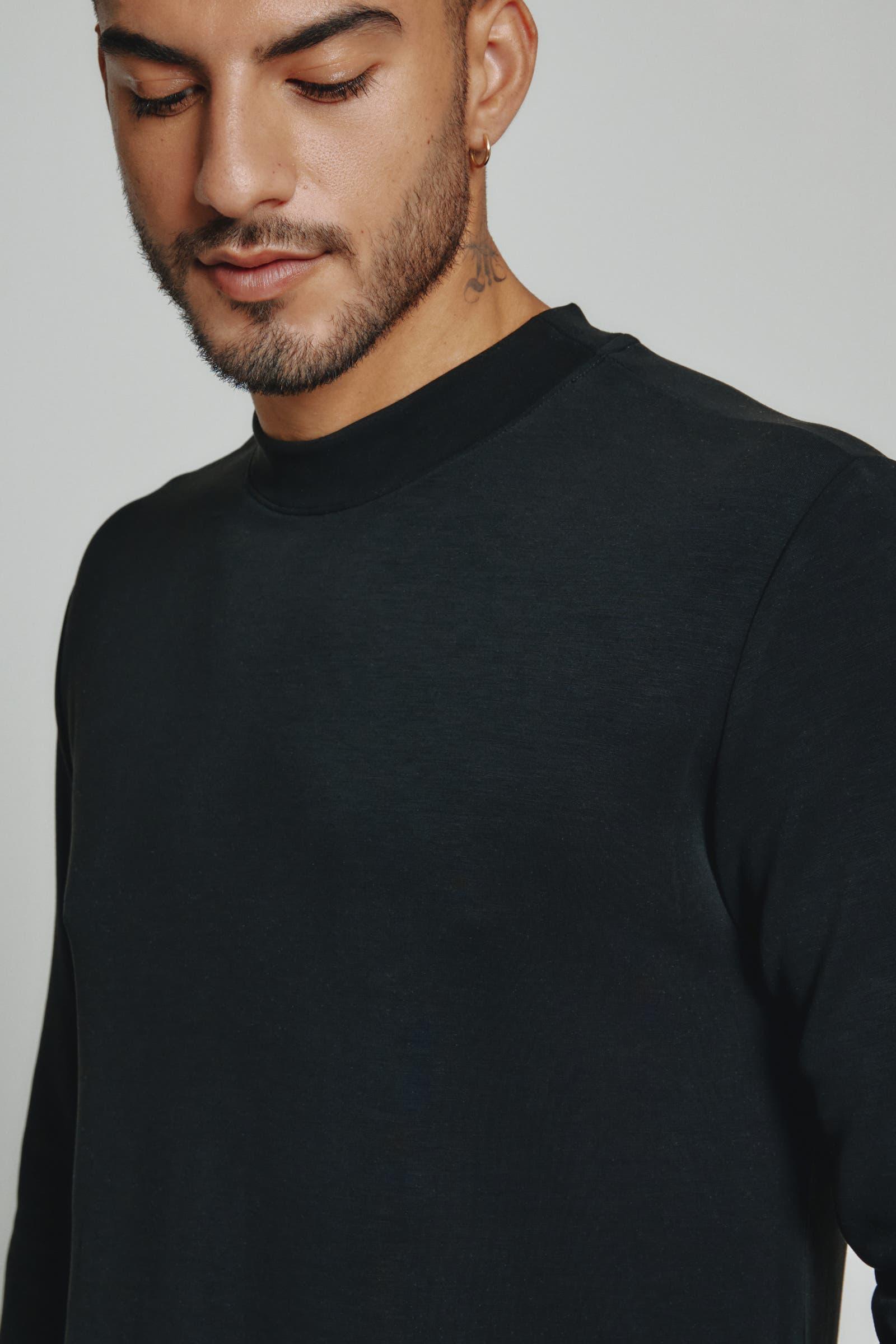 Rev Mock Neck - Black Product Image
