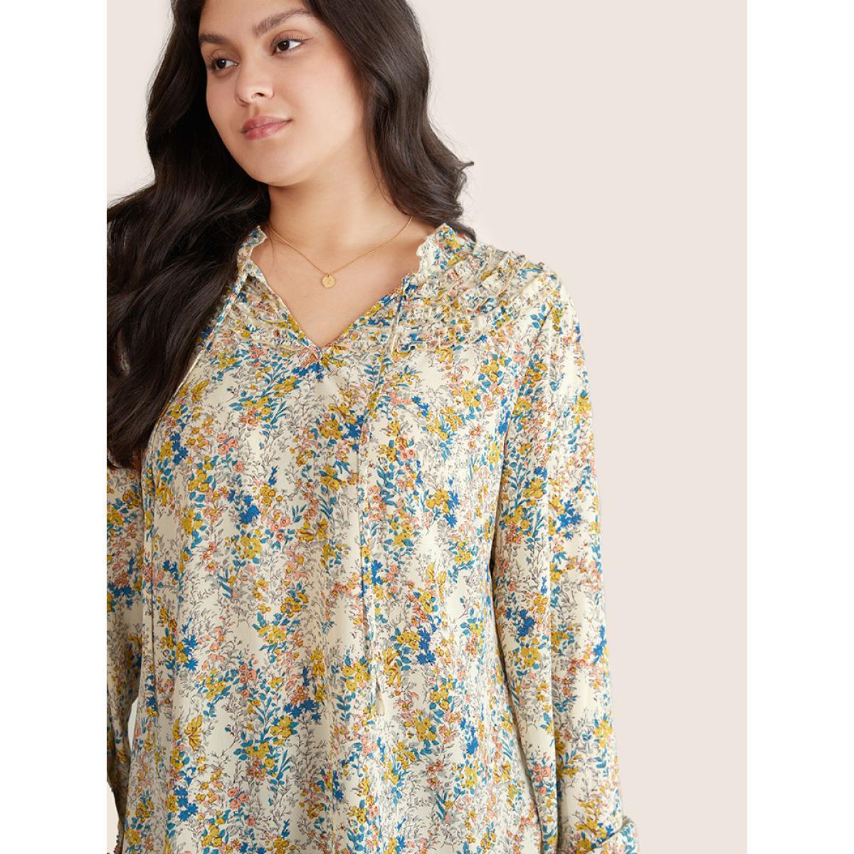 Plus Size Ivory Ditsy Floral Print Notched Lantern Sleeve Blouse Women Elegant Long Sleeve Notched collar Everyday Blouses BloomChic 14-16/1X Product Image
