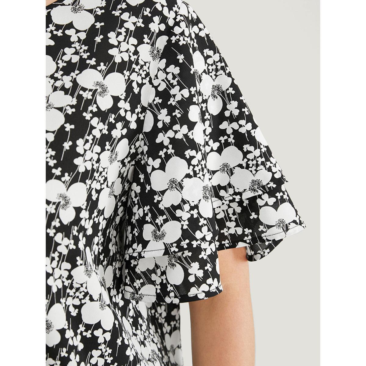 Plus Size BlackFlower Ditsy Floral Tiered Sleeve Round Neck Ruffle Blouse Women Elegant Short sleeve Round Neck Dailywear Blouses BloomChic 14-16/1X Product Image