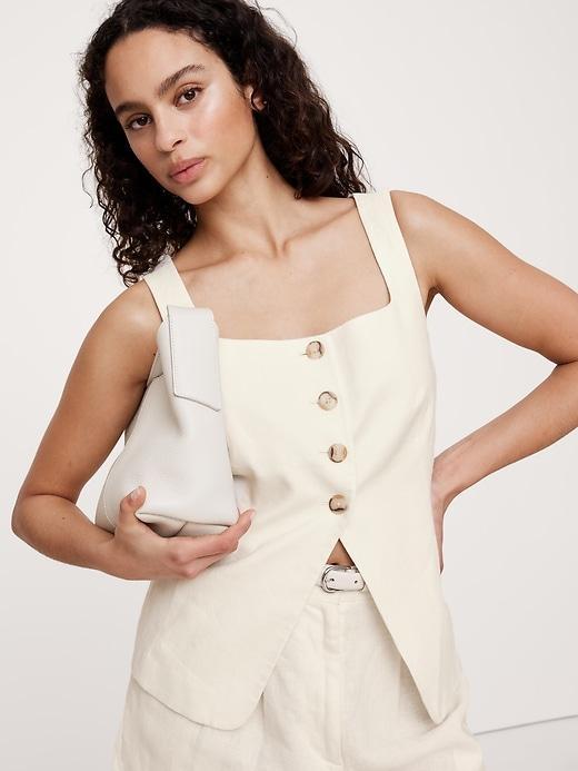 Linen Square-Neck Long Vest Product Image