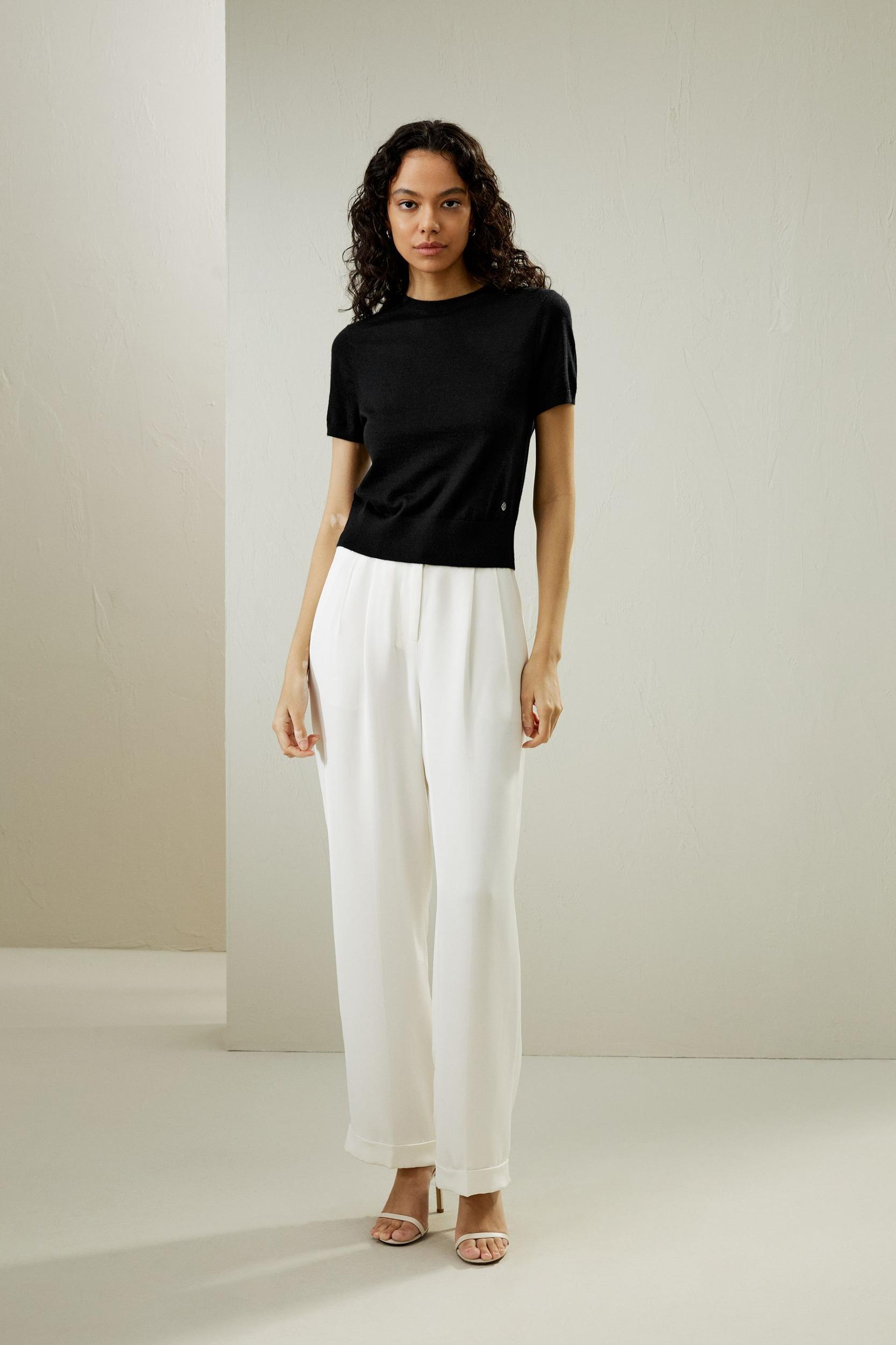 Cashmere Round Neck Sweater Product Image