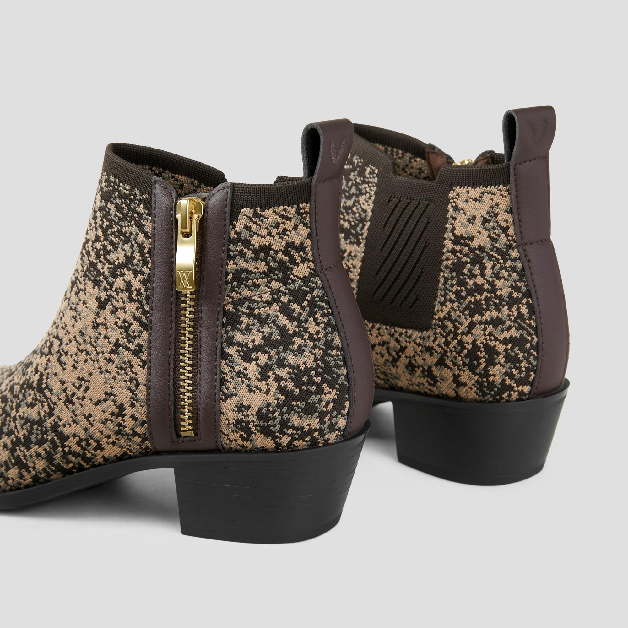 Zip Up Western Ankle Boots (Taylor) Product Image
