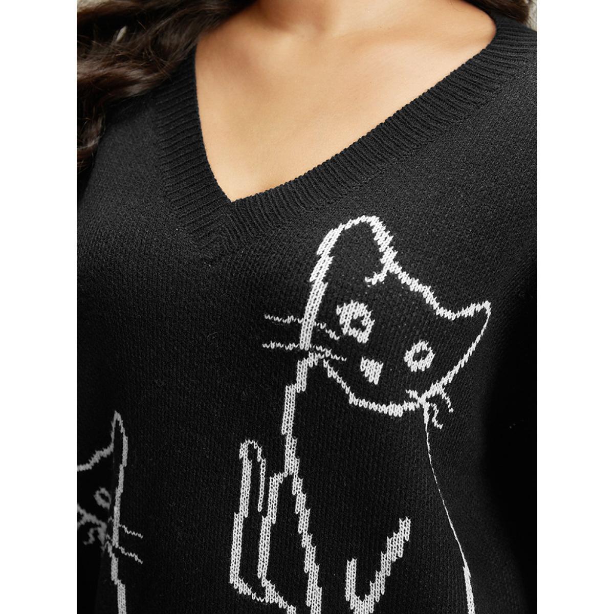 Plus Size Supersoft Essentials Cat Print V Neck Pullover Black Women Casual Long Sleeve V-neck Dailywear Pullovers BloomChic 14-16/1X Product Image