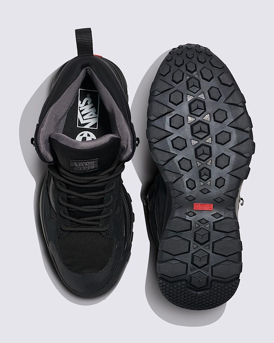 Crestline Waterproof Shoe in Black| Vans US Product Image