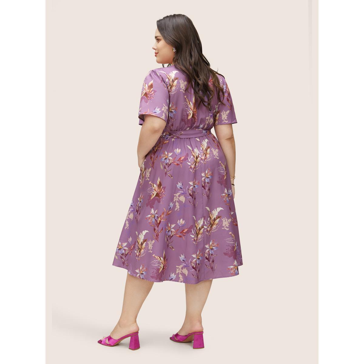 Plus Size Floral Print Pocket Wrap Belted Dress Lilac Women Elegant Non Overlap Collar Short sleeve Curvy Midi Dress BloomChic 18-20/2X Product Image