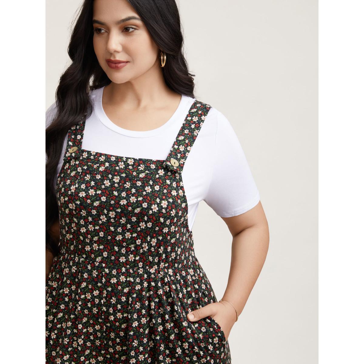 Plus Size BlackFlower Ditsy Floral Print Cami Straight-Leg Jumpsuit Women Casual Sleeveless Non Everyday-Casual Loose Jumpsuits BloomChic 30/6X Product Image