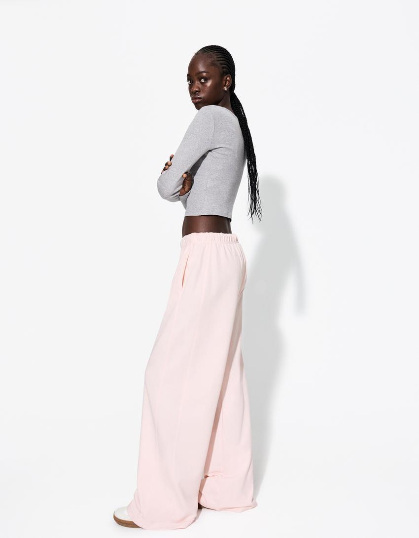 Plush pants with side seams Product Image