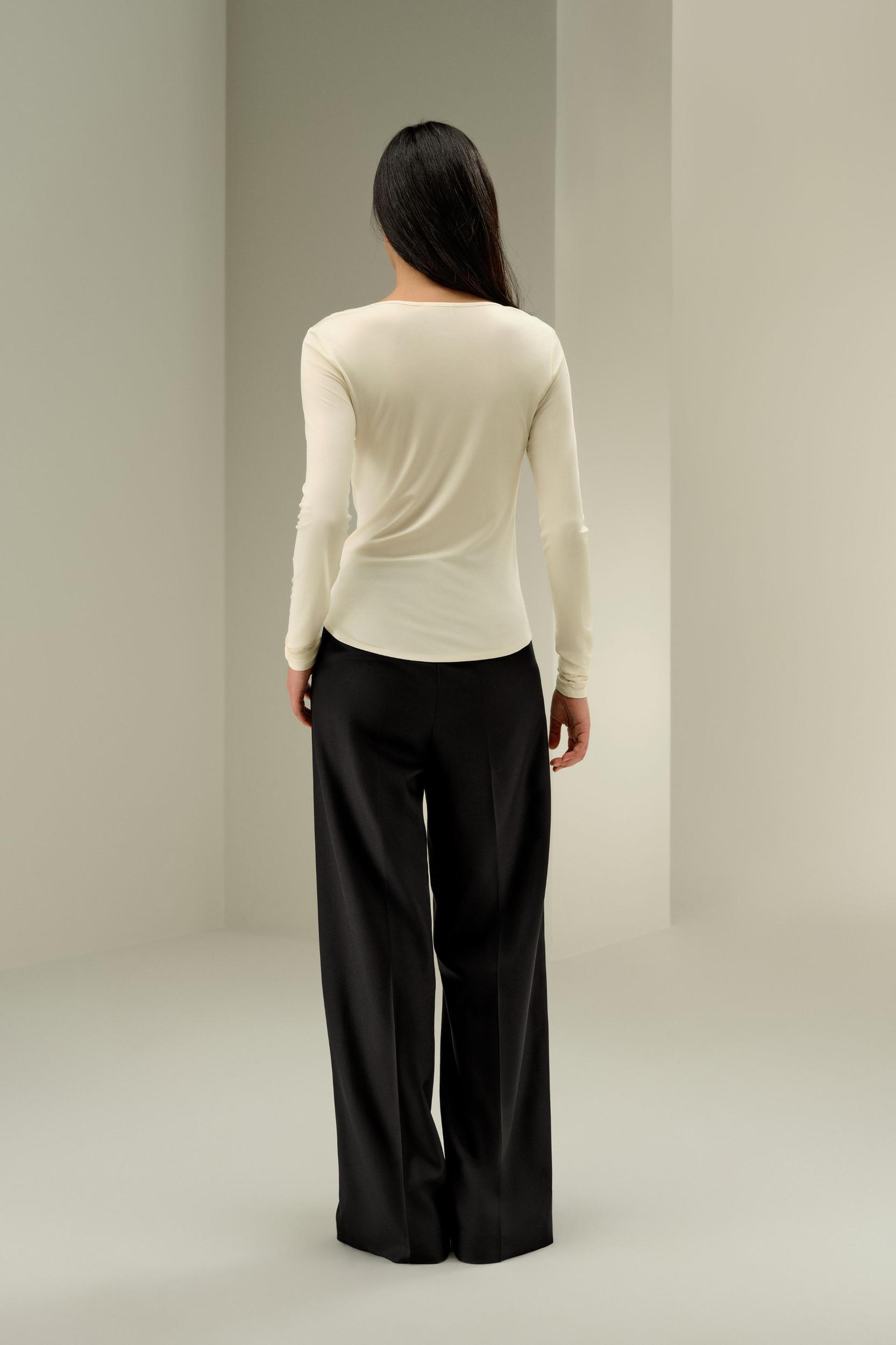Scoop-Neck Pure Silk Slim Fit Top Product Image