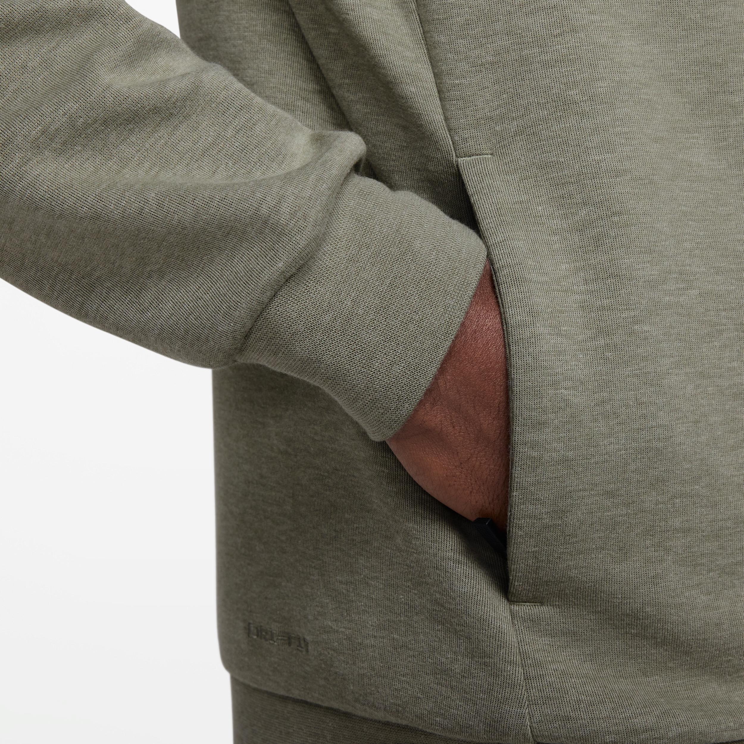 Nike Men's Primary Fleece Dri-FIT UV Performance Crew Product Image