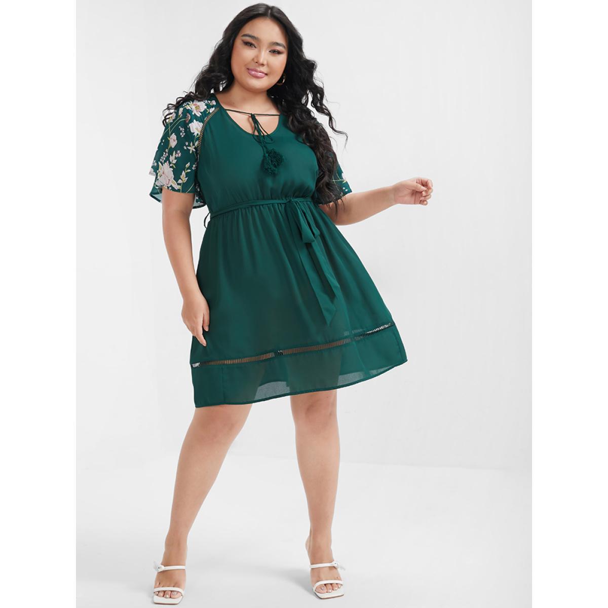 Plus Size Plain Broderie Anglaise Ruffles Belted Ties Knee Dress DarkGreen Women Elegant Gathered V-neck Short sleeve Curvy Knee Dress BloomChic 10/M Product Image