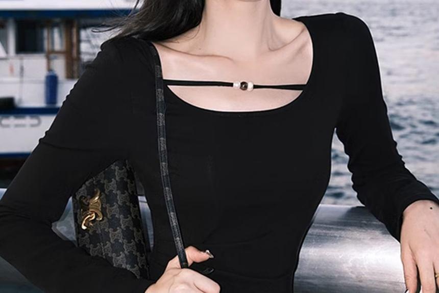 Long-Sleeve Scoop Neck Plain Beaded Maxi Mermaid Dress Product Image