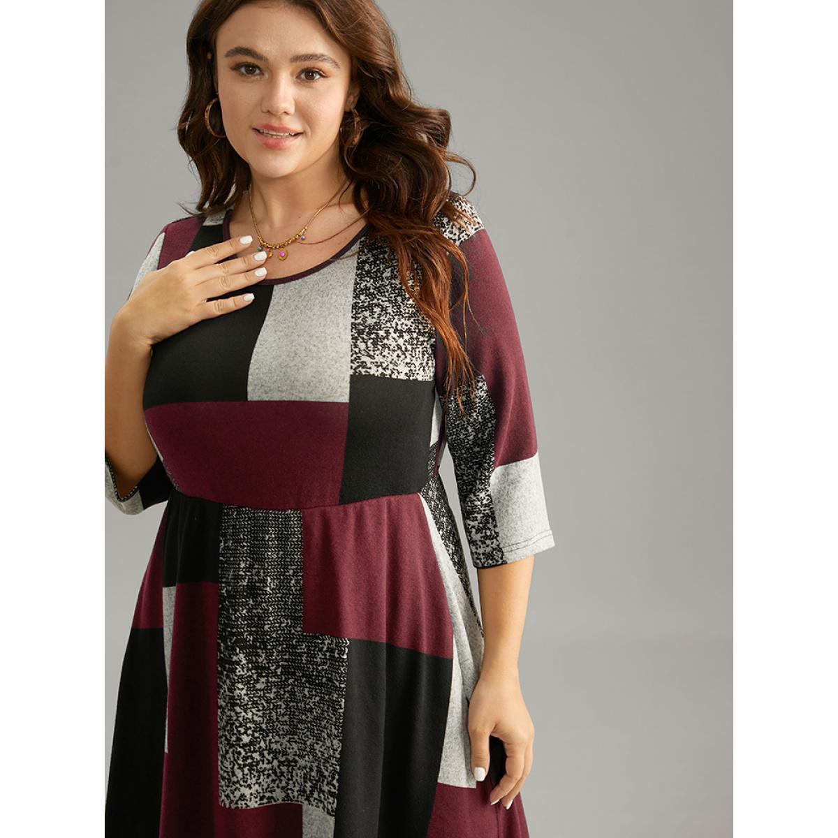 Plus Size Colorblock Contrast Round Neck Elastic Waist Dress Red Women Casual Printed Round Neck Elbow-length sleeve Curvy Midi Dress BloomChic 10/M Product Image