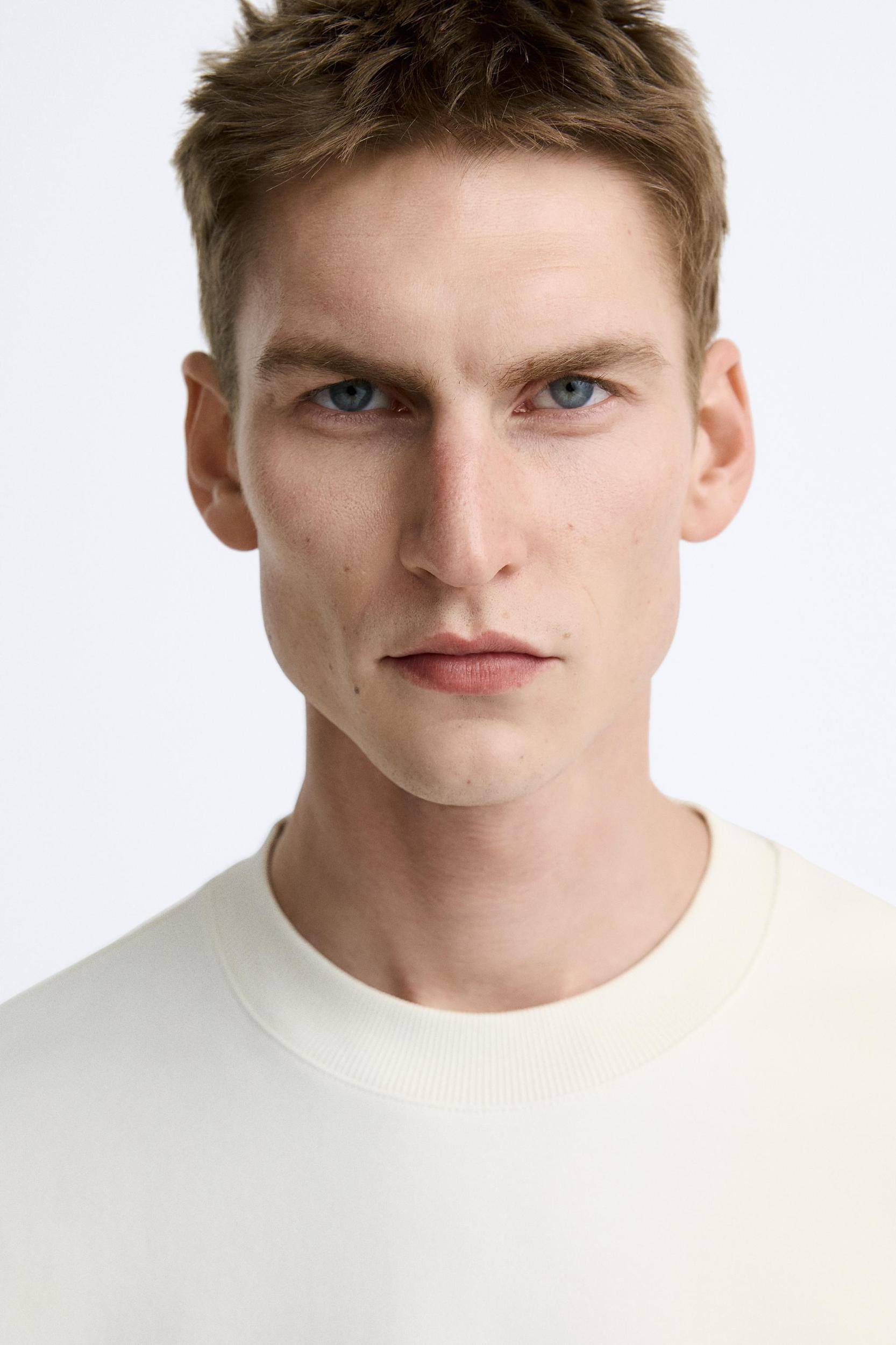 DENSE SWEATSHIRT Product Image