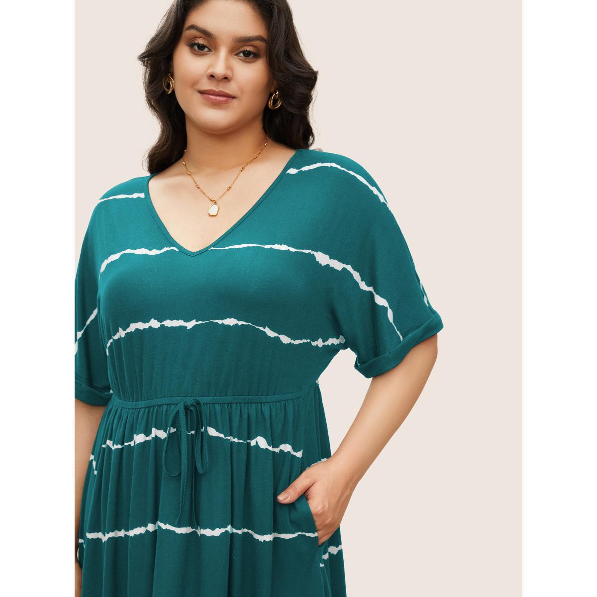 Plus Size Tie Dye Roll Dolman Sleeve Pocket Gathered Knot Striped Dress Mediumblue Women Casual Non V-neck Short sleeve Curvy Midi Dress BloomChic 28/5X Product Image
