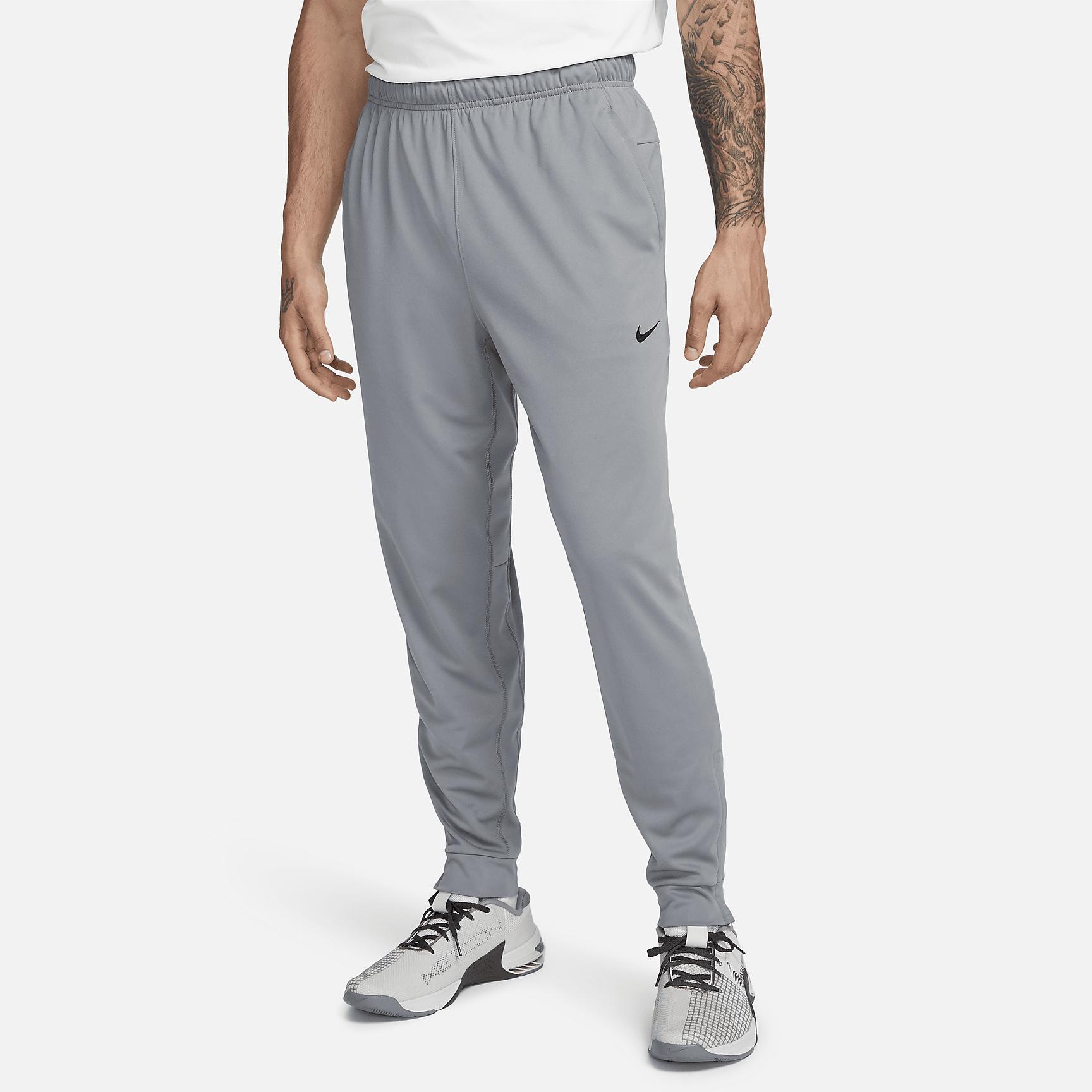 Nike Men's Totality Dri-FIT Tapered Versatile Pants Product Image