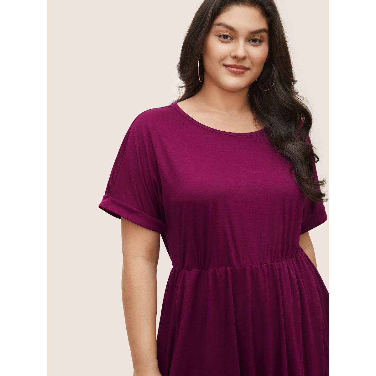 Plus Size Supersoft Essentials Solid Pocket Cuffed Sleeve Dress RedViolet Women Basics Non Round Neck Short sleeve Curvy Midi Dress BloomChic 14-16/1X Product Image