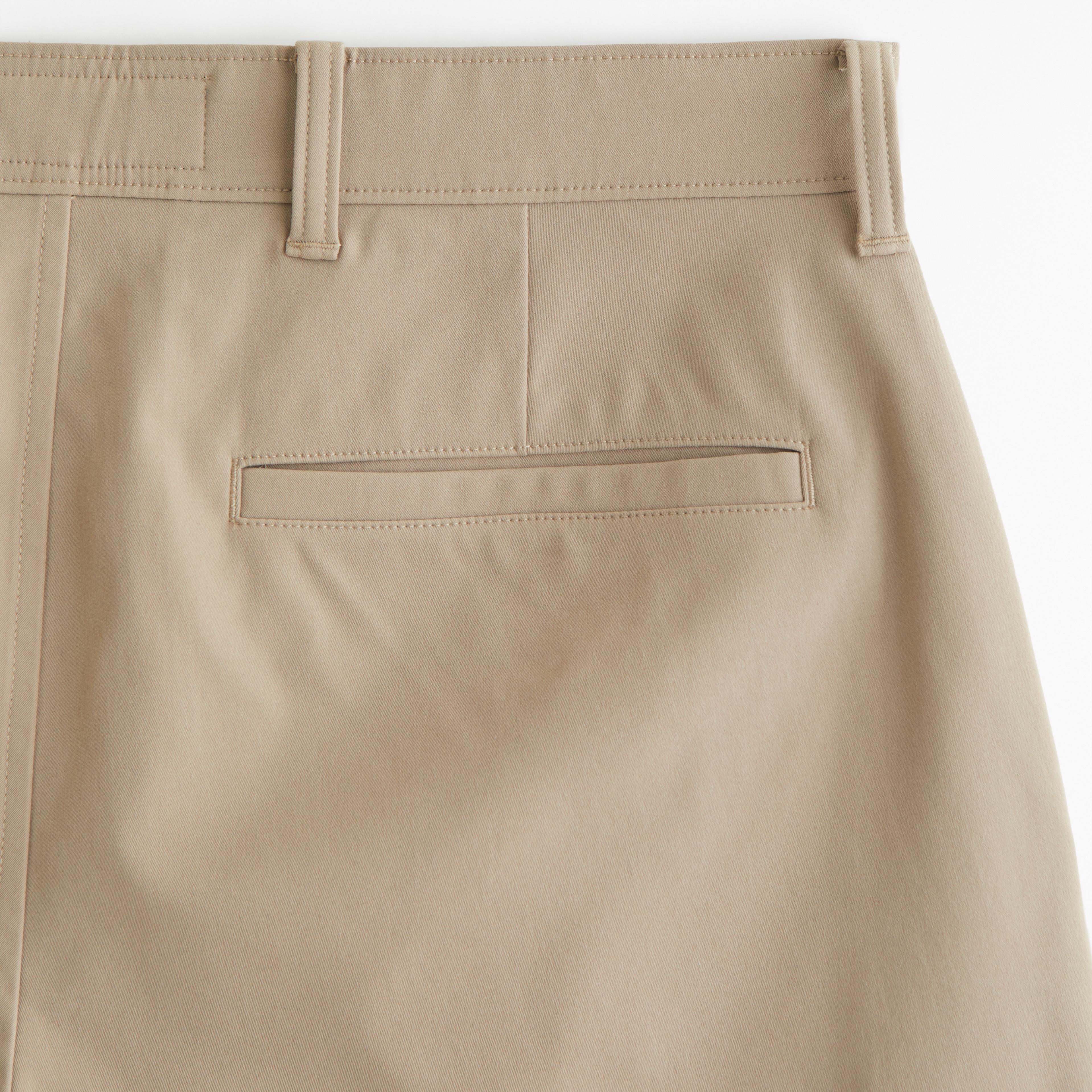 A&F Go-To Pant Product Image