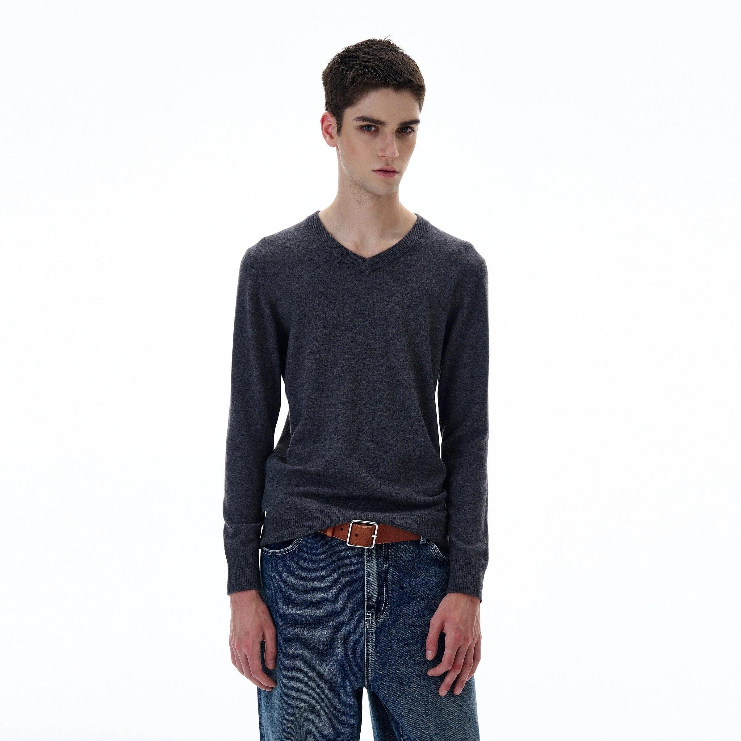 RT No. 20003 V-NECK KNIT LONG SLEEVE Product Image