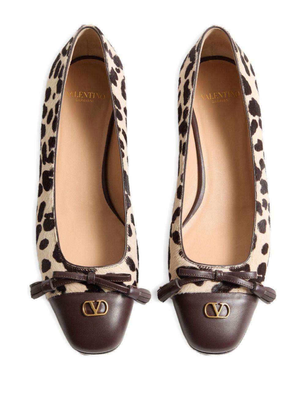 leopard print ballet flats Product Image