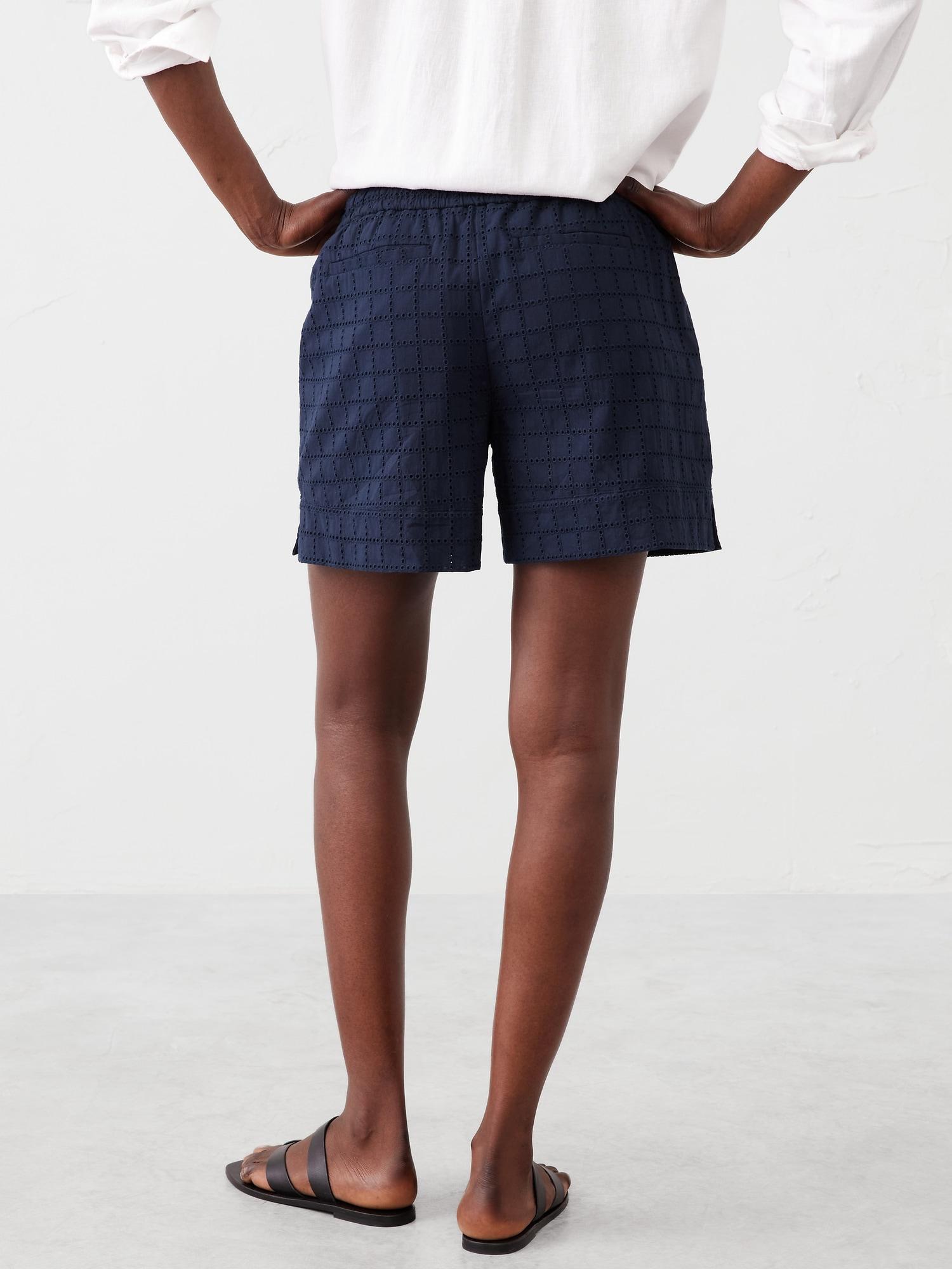 Eyelet Boxer Short Product Image