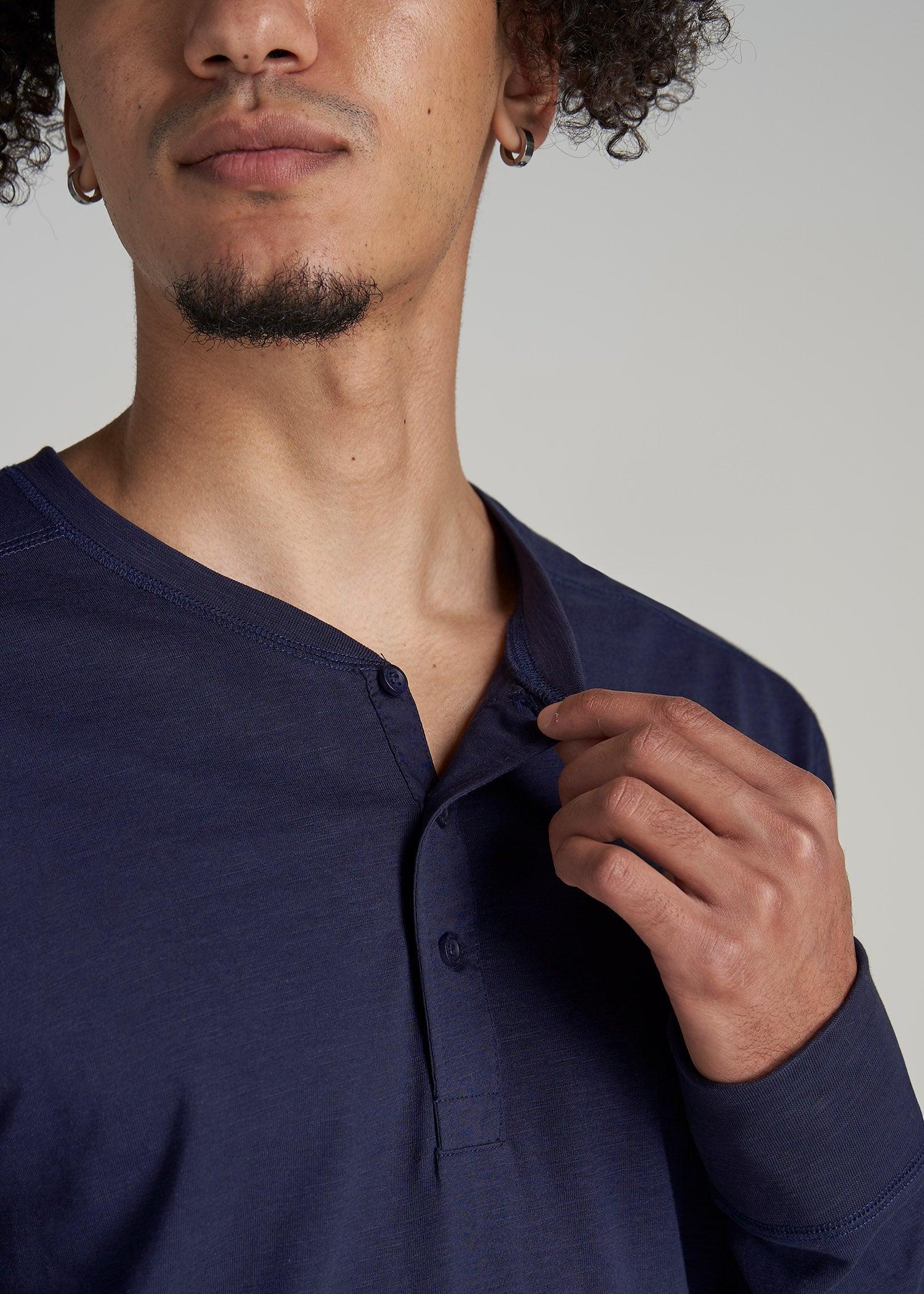 Men's Tall Three Button Long Sleeve Slub Henley in Navy Male Product Image