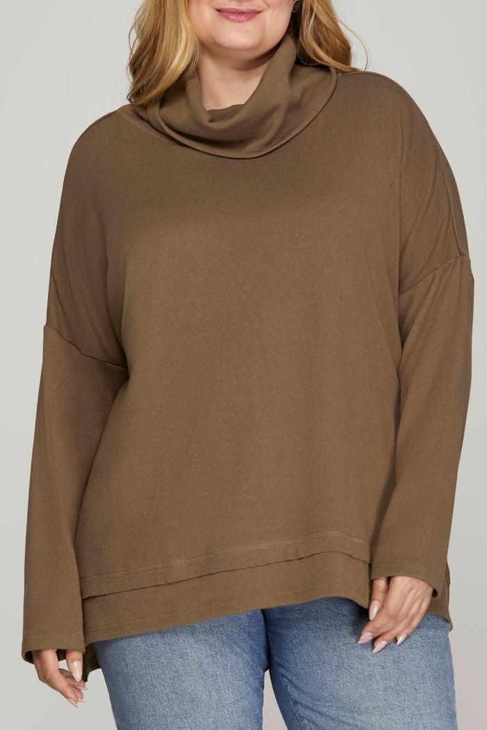 Kayla Top Curvy Product Image