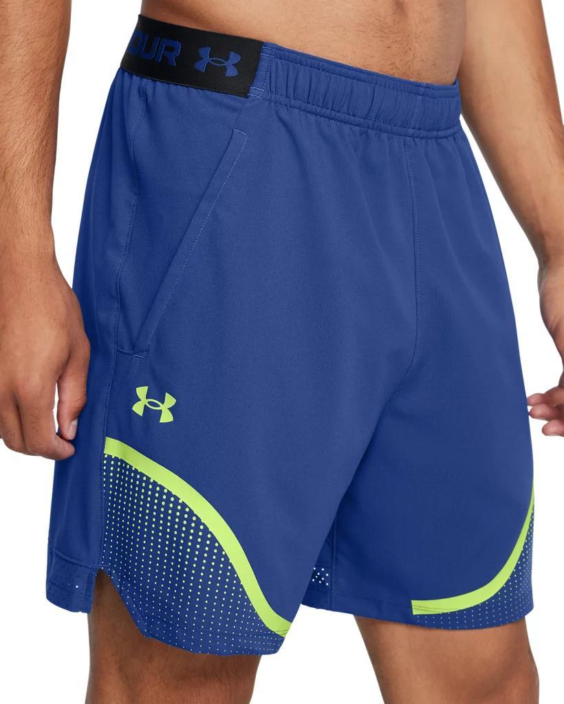 UA Vanish Woven Graphic Product Image