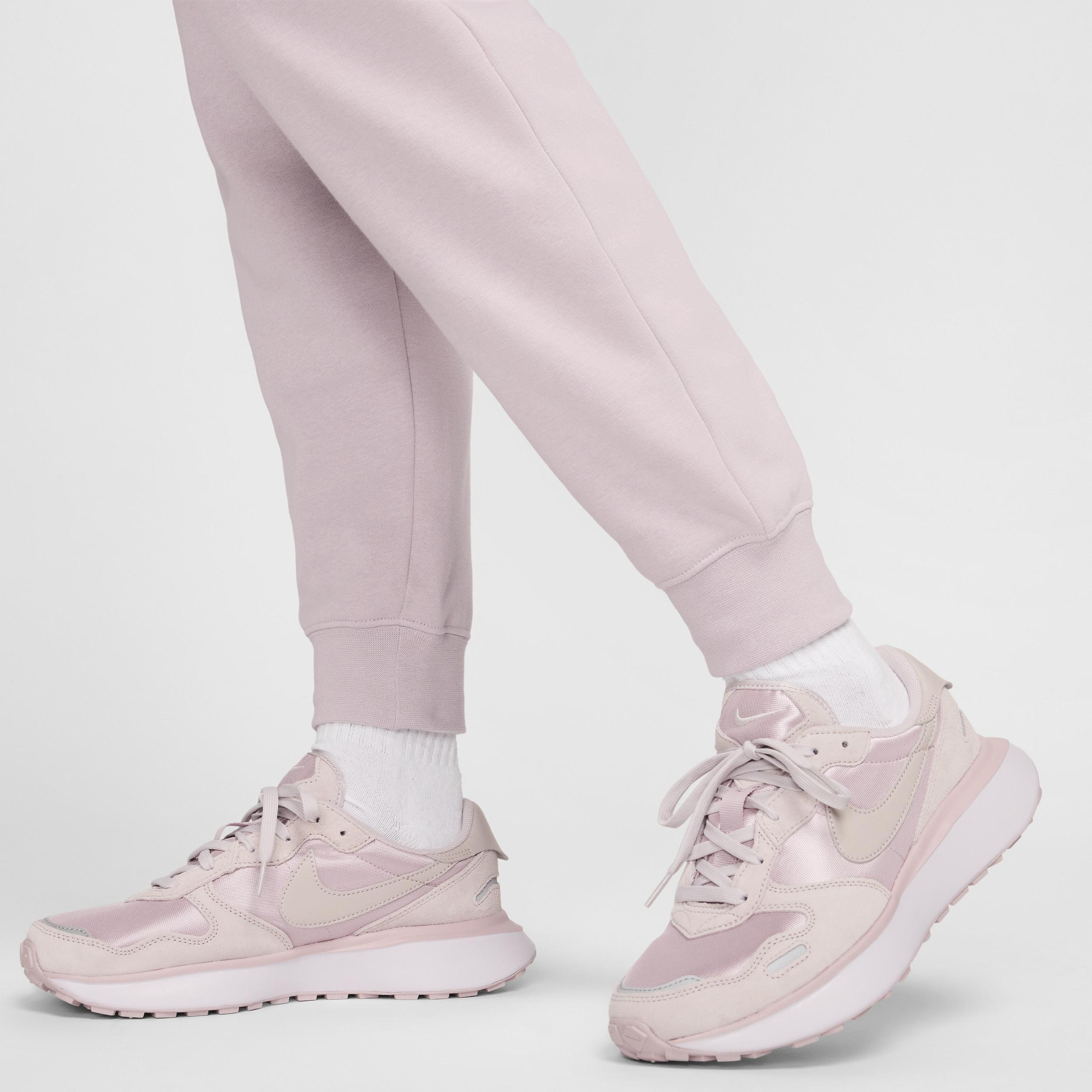 Nike Sportswear Club Fleece Women's Mid-Rise Joggers Product Image