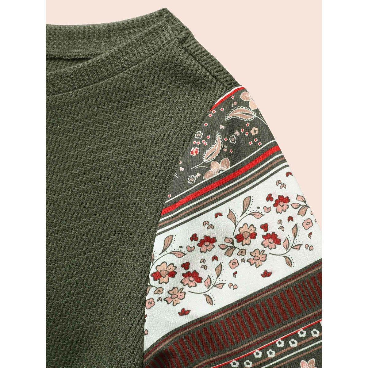 Plus Size Boho Print Patchwork Crew Neck Sweatshirt Women ArmyGreen Casual Elastic cuffs Round Neck Everyday Sweatshirts BloomChic 18-20/2X Product Image