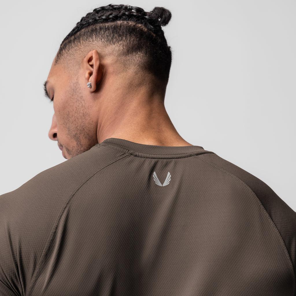 0660. AeroSilver® Established Tee - Olive Male Product Image