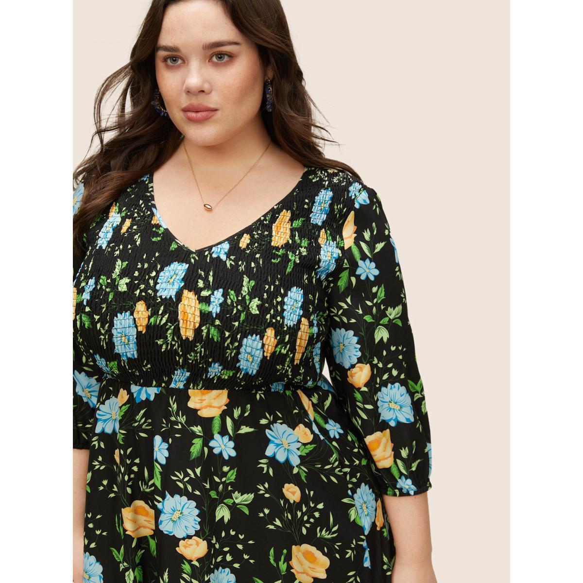 Plus Size Floral Print Shirred Pocket V Neck Dress Black Women Elegant Non V-neck Elbow-length sleeve Curvy Midi Dress BloomChic 14-16/1X Product Image