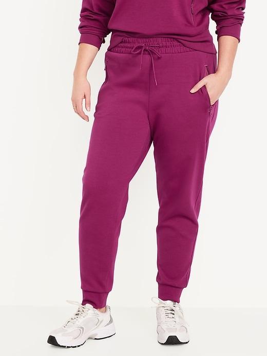 High-Waisted Dynamic Fleece Joggers Product Image