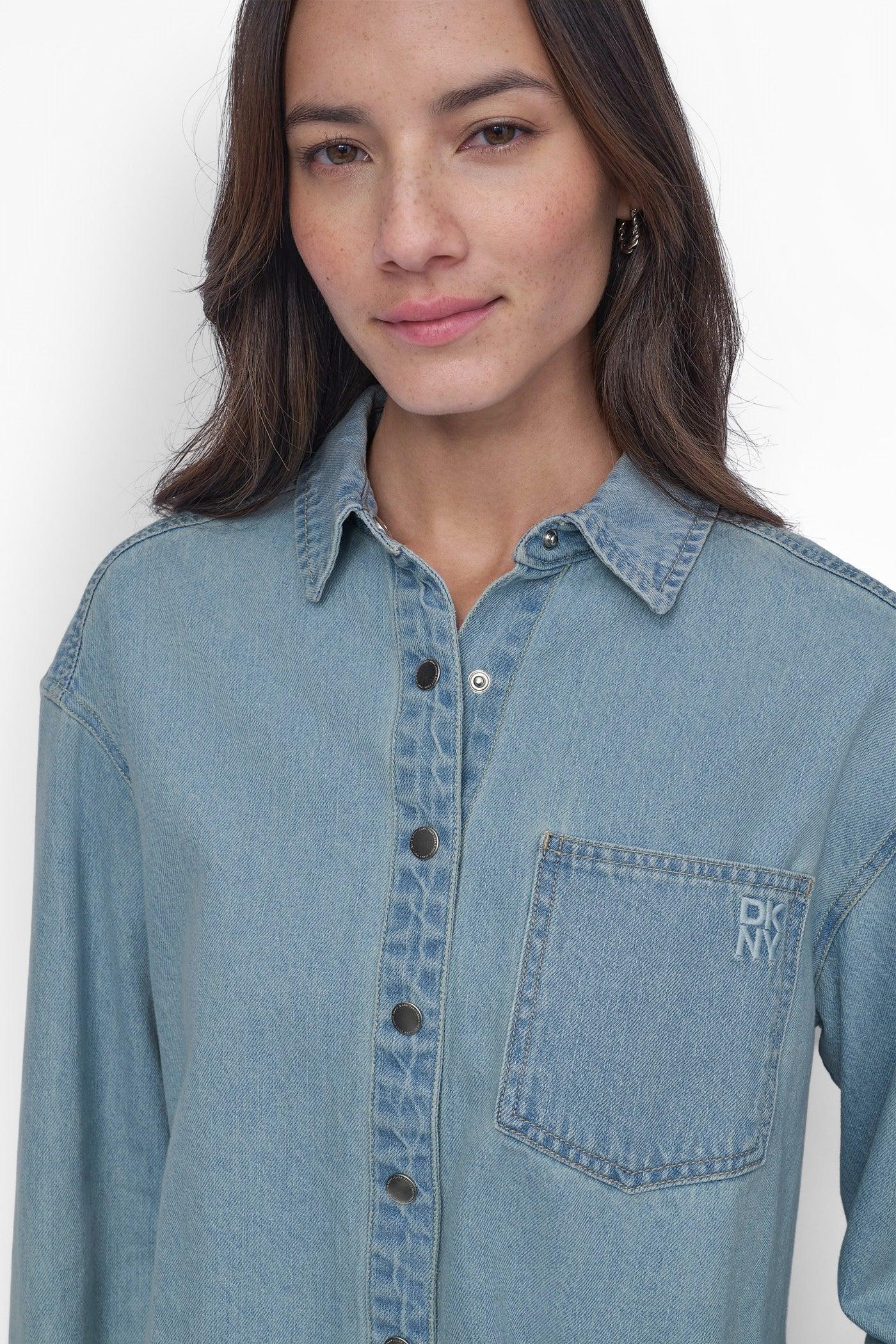 CROPPED DROP SHOULDER LOGO SHIRT Product Image