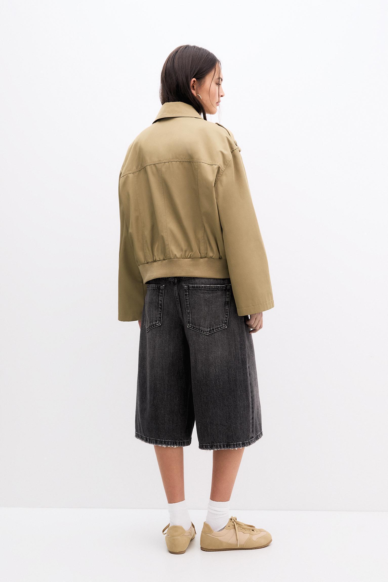 Ribbed short trench coat Product Image