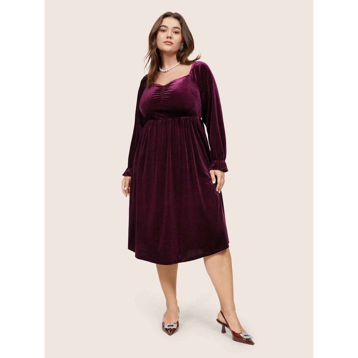 Plus Size Square Neck Velvet Elastic Waist Gathered Dress Scarlet Women Glamour Velvet Square Neck Long Sleeve Curvy Midi Dress BloomChic 26/4X Product Image