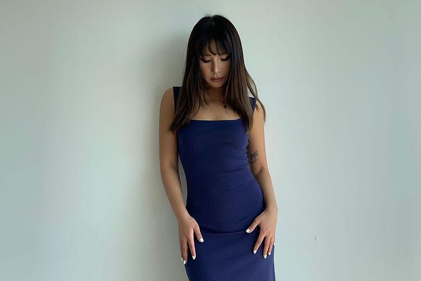 Sleeveless Square-Neck Bodycon Maxi Dress Product Image