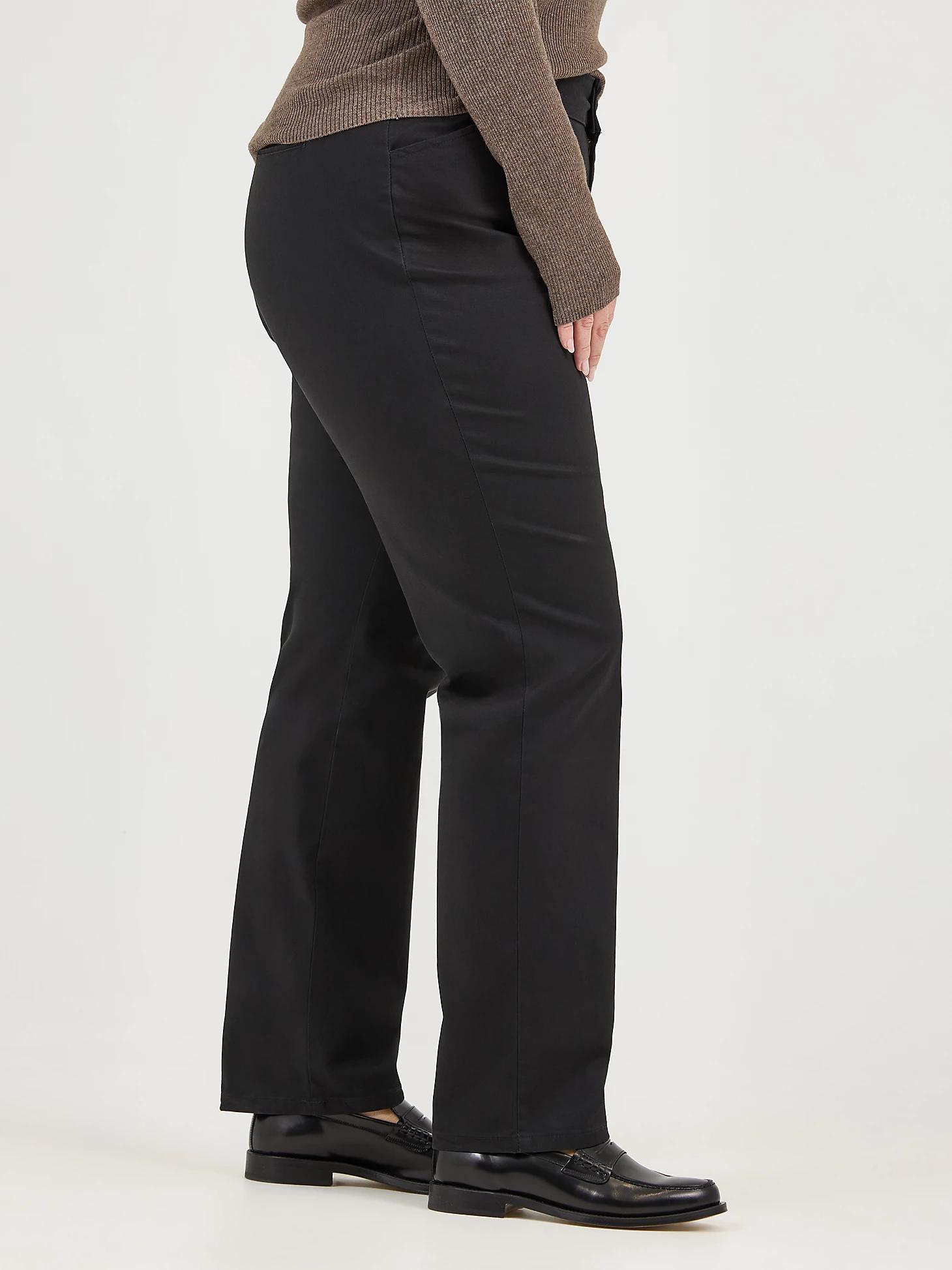 Women’s Relaxed Fit Straight Leg Pant All Day Pant (Plus) | Women's Pants | Lee® Product Image