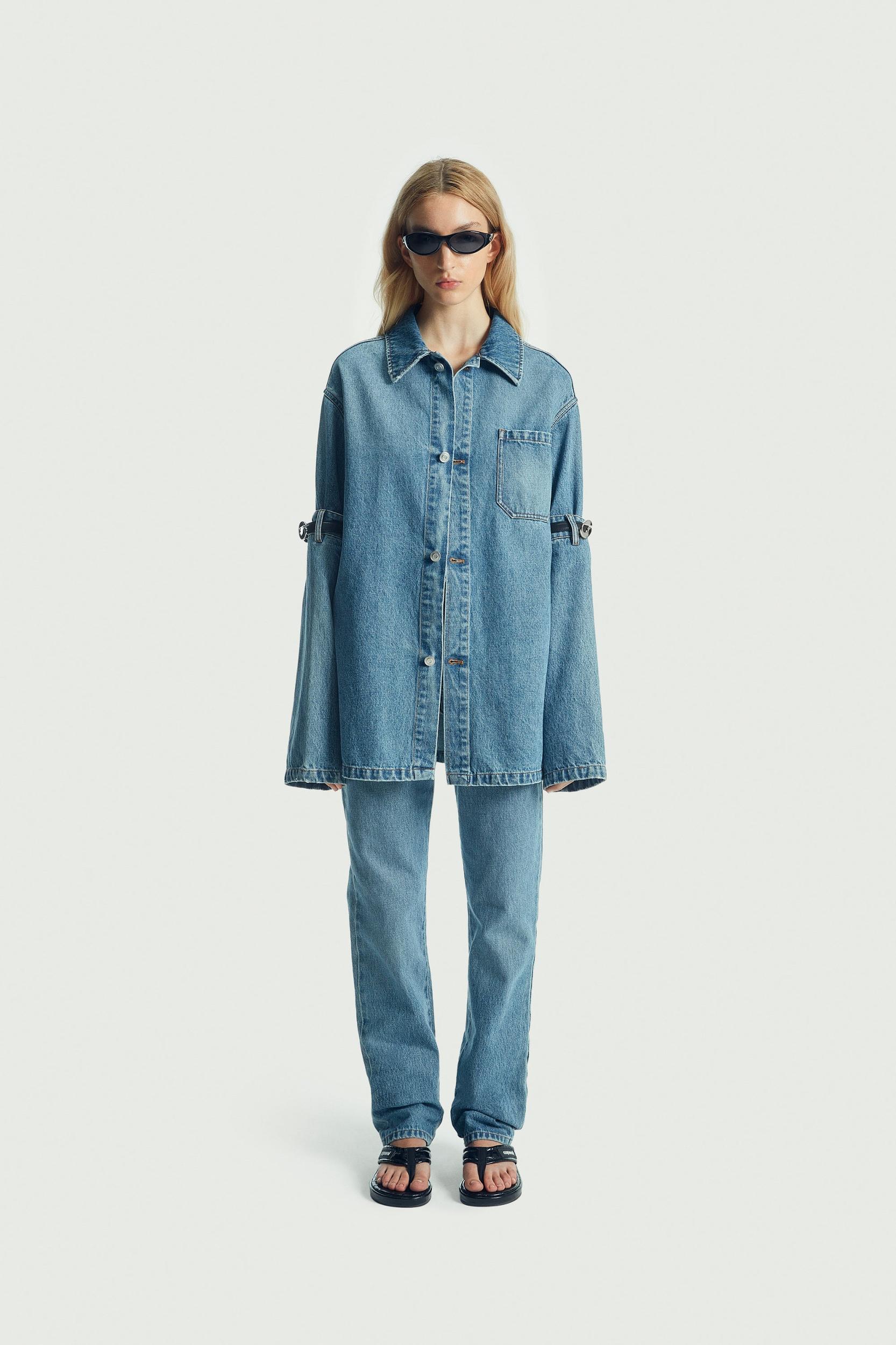 Open Elbow Jacket Product Image