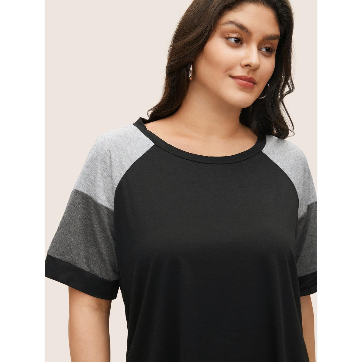 Plus Size Colorblock Contrast Crew Neck Raglan Sleeve T-shirt Black Women Casual Contrast Colorblock Everyday T-shirts BloomChic 10/M Product Image