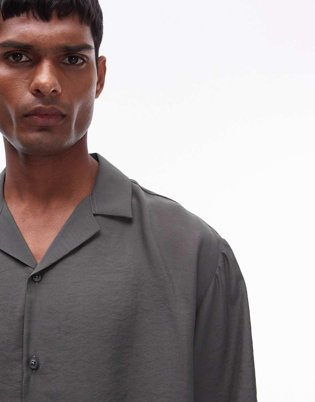 Topman short sleeve relaxed satin shirt in khaki Product Image