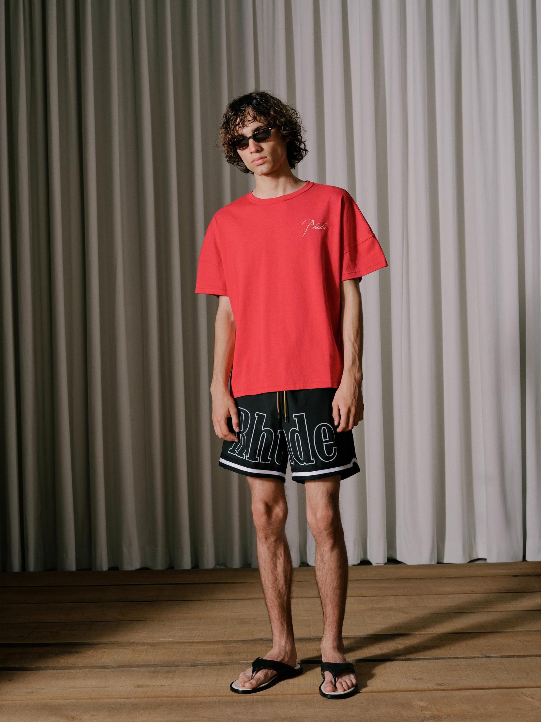 REVERSE TEE Male Product Image